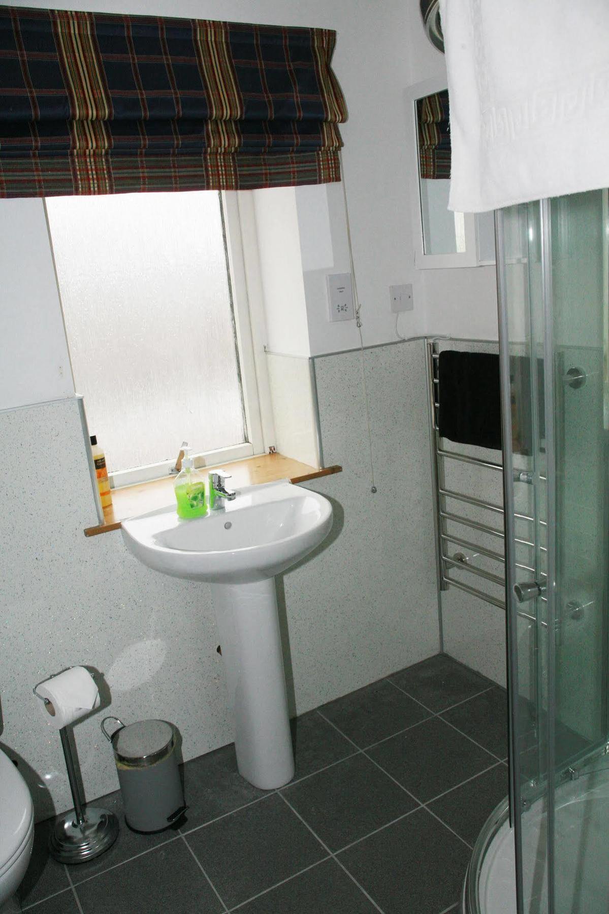 Glenlochy Nevis Bridge Apartments Fort William Ngoại thất bức ảnh